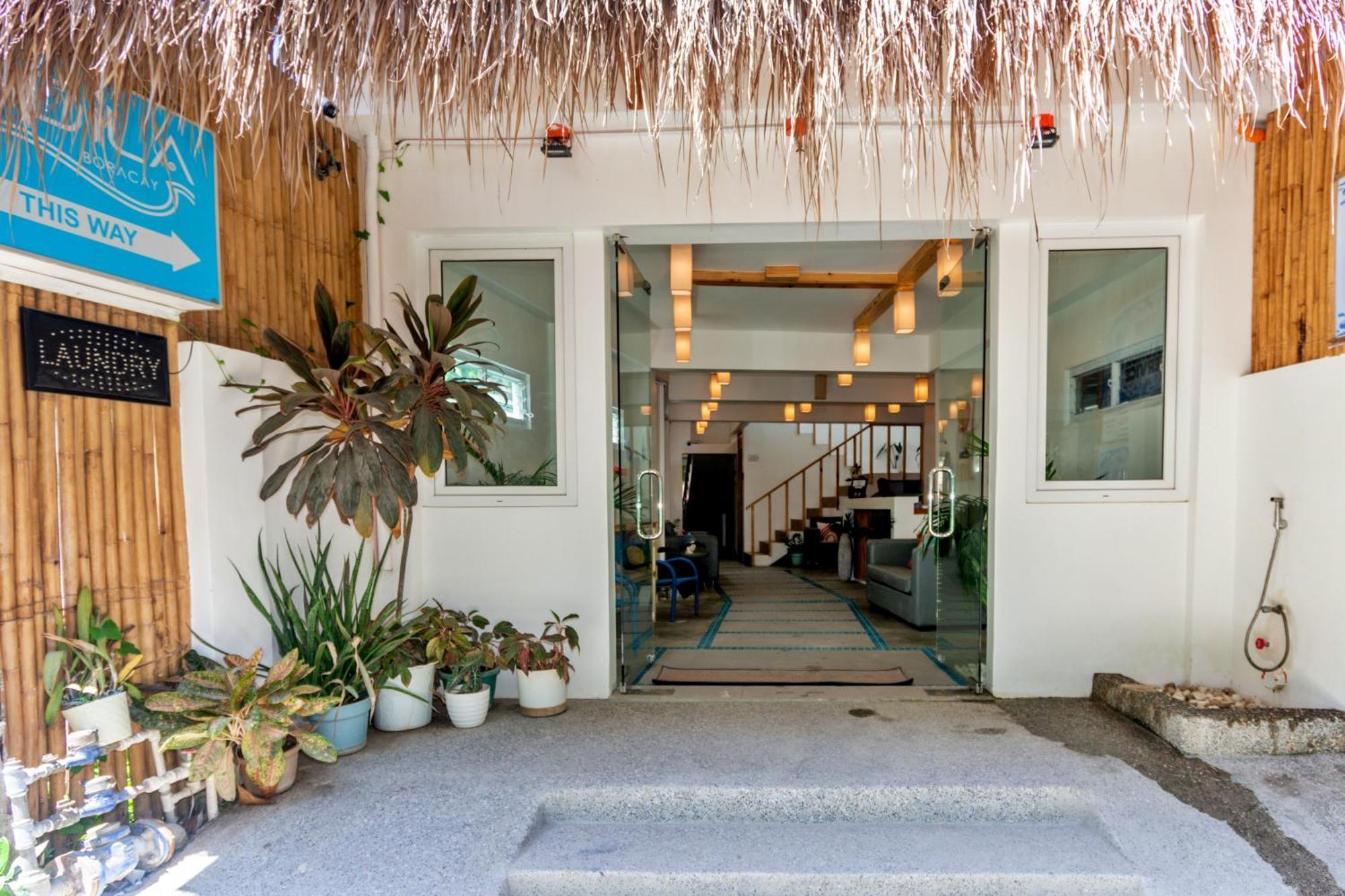 Отель Indila Boracay Balabag  Экстерьер фото